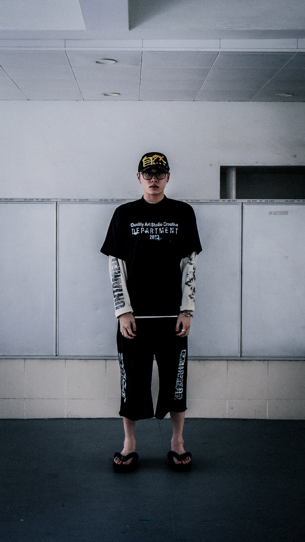 WORN001- BLACK