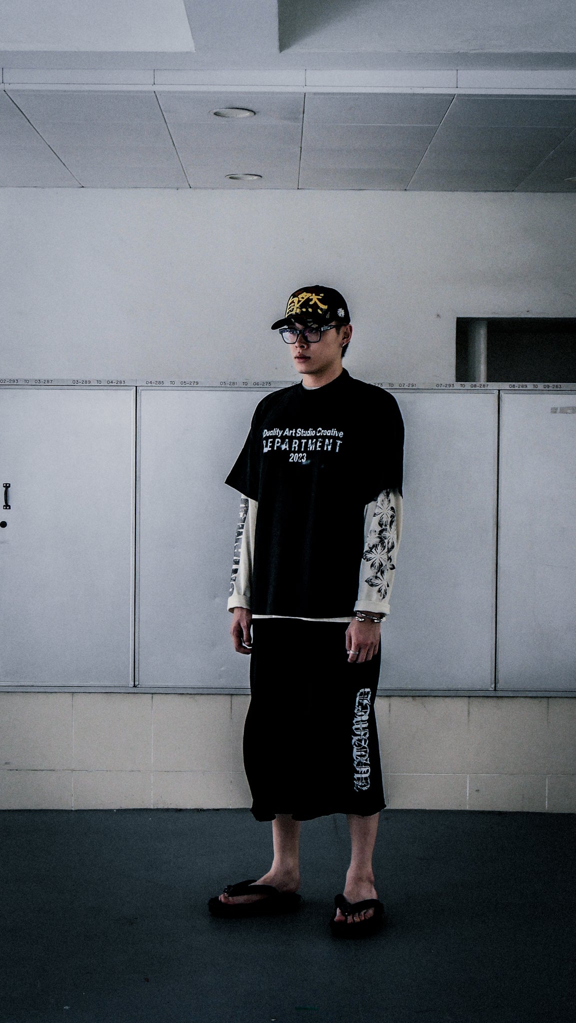 WORN001- BLACK